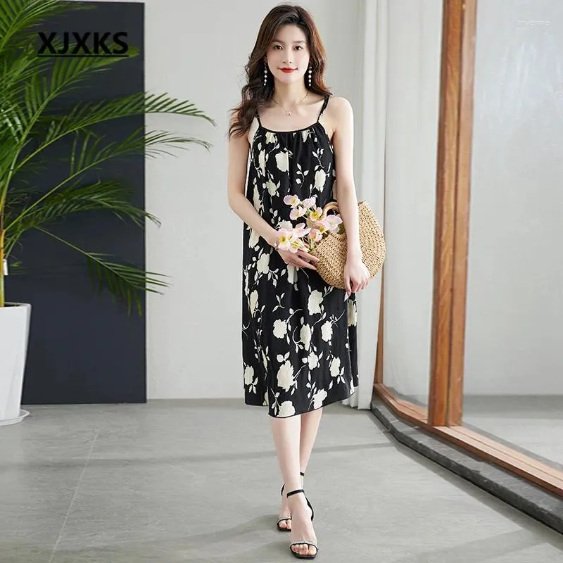 Casual Dresses XJXKS 2023 Summer Fashion Print High-quality Silk Comfortable Halter Sleeveless Women's