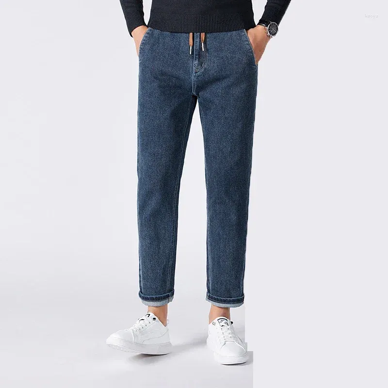 Mäns jeans mode män 2023 Autumn Winter Cotton Mid Straight Pants Solid Color Ankle-längd