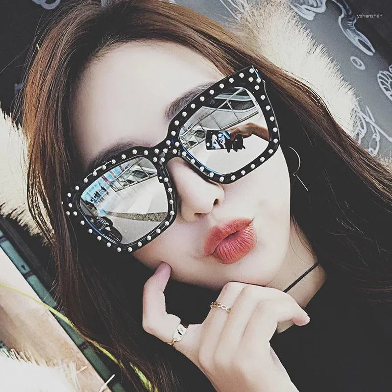 UDNDASBE -Lussuosi Occhiali Da Sole Donna Alla Moda Bicolore Retrò - Foto 3