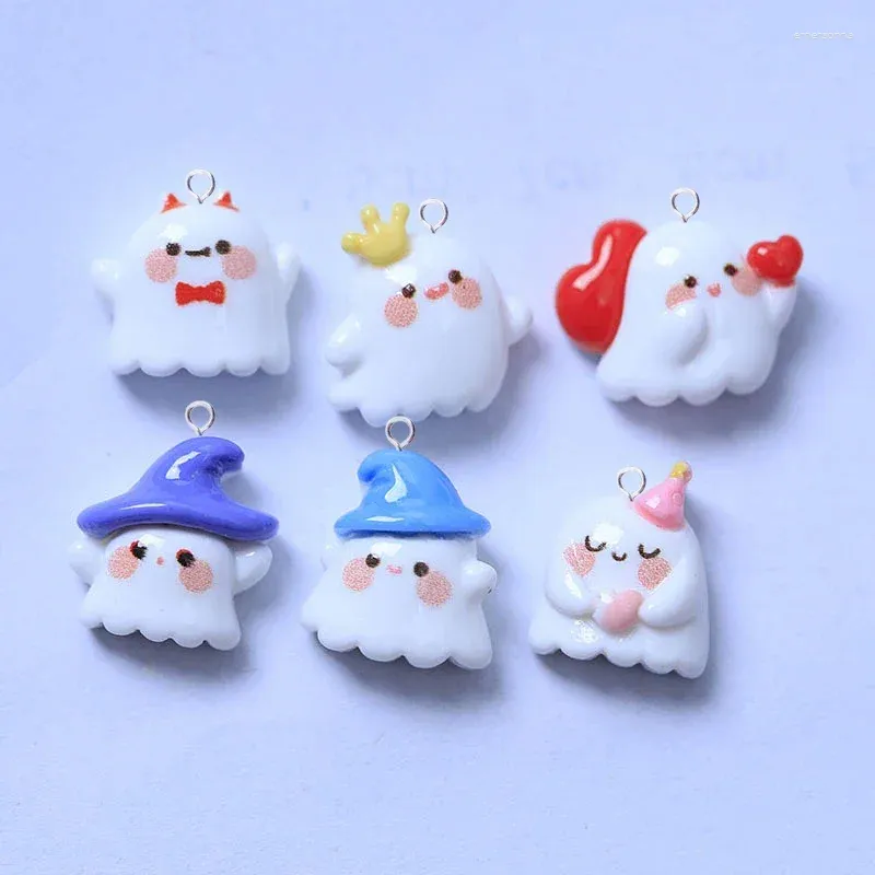 Charms 10pcs Schöne Halloween Ghost Harz Kawaii kleiner schwimmender Anhänger Flatback für Ohrring DIY -Schmuck Erstellen Erkenntnisse