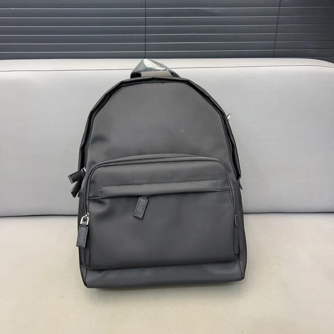 Designer mäns ryggsäck lyx nylonduk ryggsäck vattentät affärsmessenger väska utomhus datorpåse kontor väska