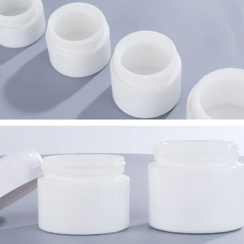 Białe porcelanowe kosmetyczne krem ​​kremowy 30G 50 g skóry pielęgnacja szklana butelki kremowe z białymi pokrywkami LCSAM