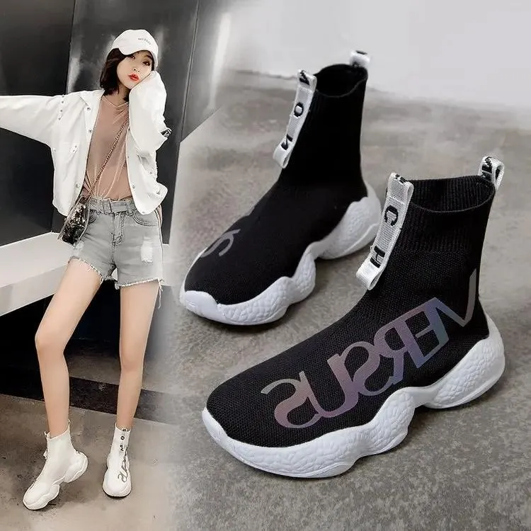 Laarzen 2022 Letterontwerp vrouwen casual sneakers mode vrouw flats hightop sokken laarzen stretch laarzen ademende brei -schoenen