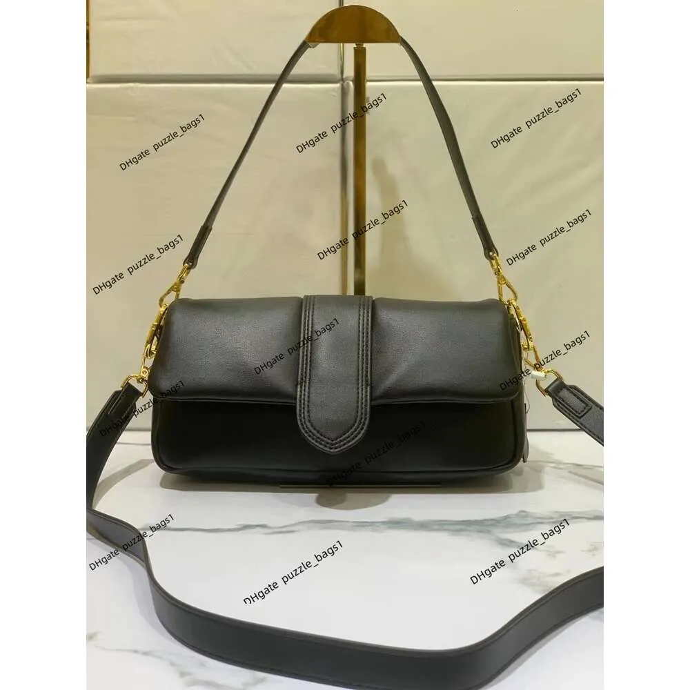 Borse da donna di Luxury Women's Bag Designer Nuovo Jacquemuus French Guocine in pelle vera borse di cuscinetti per le spalle a spalla singola a spalla singola diagonale a cavalletta