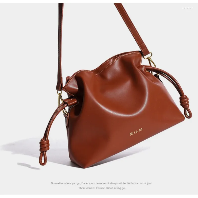 Evening Bags Women's Bag Large Capacity Fashionable PU Shoulder Solid Color Simple Advanced Crossbody Bolso Para Un Solo Hombro
