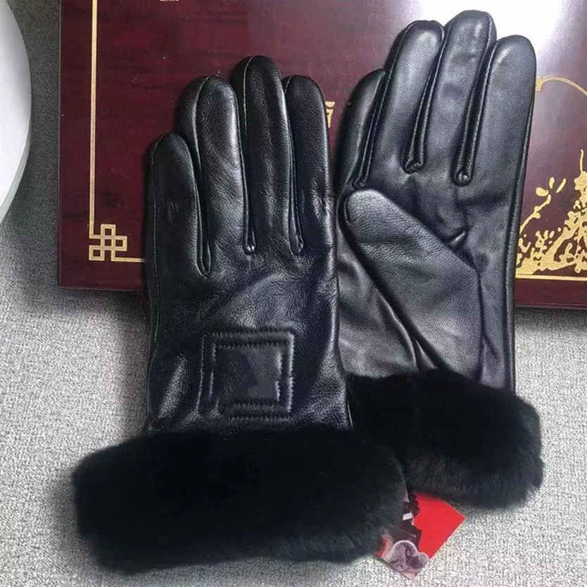 2023 Designer Womens Gloves New waterproof riding plus velvet warm fitness luxury gloves298N