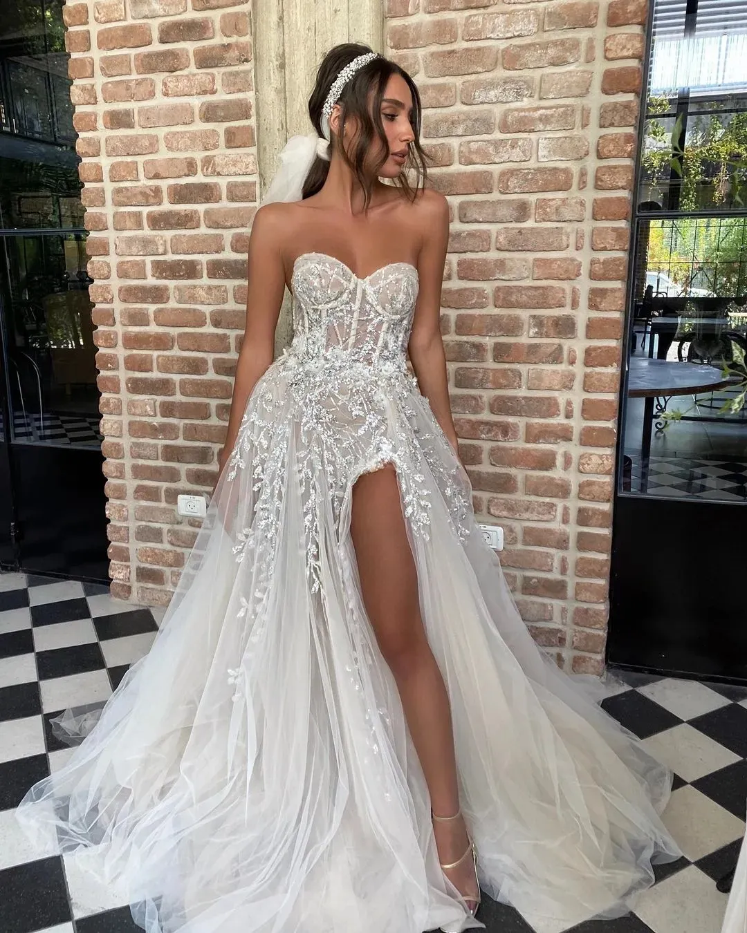 En linje boho bröllopsklänning 2024 älskling slits paljetter applikationer tyll brud kvinnor klänningar vestido de novia robe de mariage