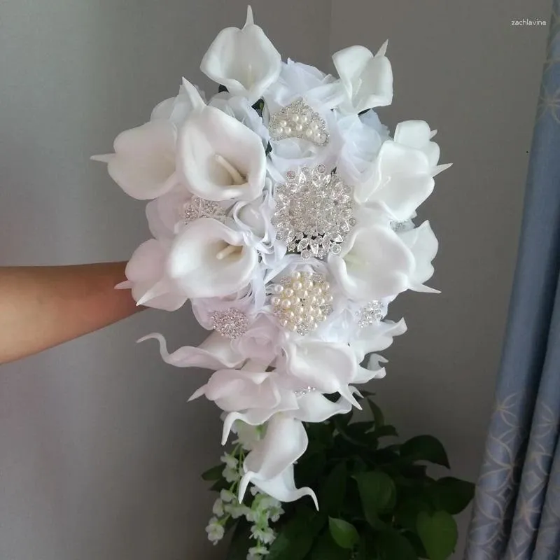 Bröllopsblommor samling Pure White Rose Cascading Calla Lily Rhinestone Bouquet of Bride de Fleur Mariage Blanc