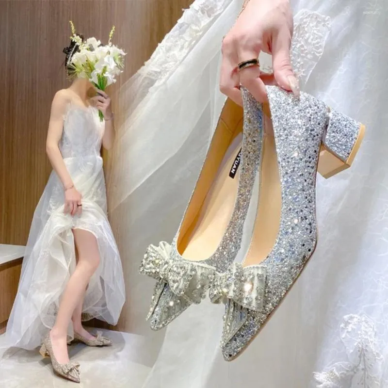 Dress Shoes Shiny Crystal Bowknot Pumps Women 2024 Thick Heels Rhinestone Wedding Party Woman Gold Silver Sequin Pointed Toe