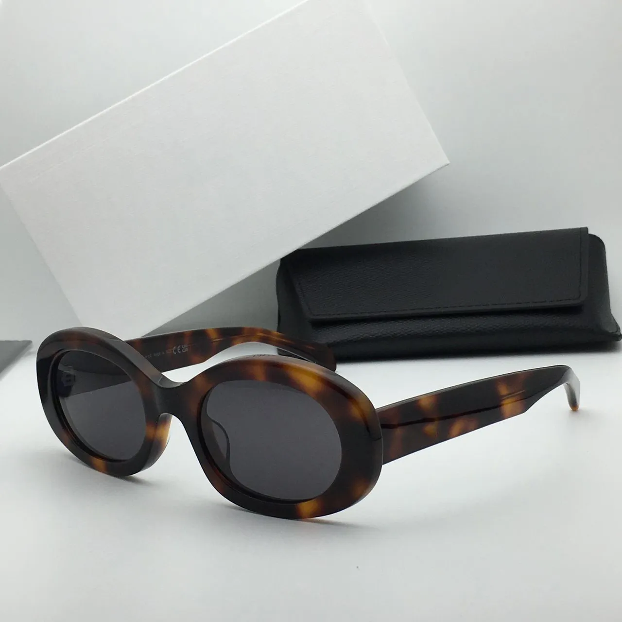 Oval Polarized Sunglasses with CR-39 Lenses and Acetate Frame Crap® Eyewear | The Sweet Leaf Crystal Stone Bio Polarized  main image 3
