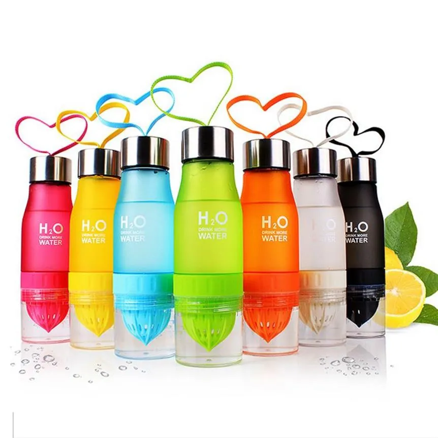 650 ml sportowa butelka z wodą sok z cytryny Infuser Kubek Flip Sok Maker 7 Colors 183U