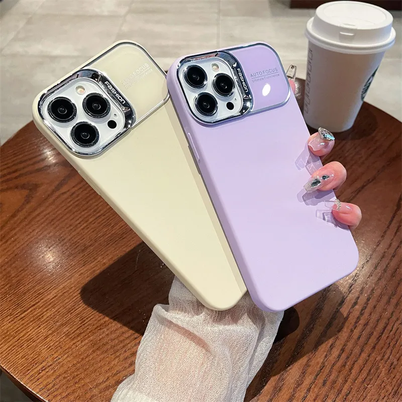 Candy Color Silicone Shockproof Phone Boîte pour iPhone 15 14 13 Pro Max Metal Lens Anneaux protecteurs Skin Feel Matte Cobine de couverture Factory