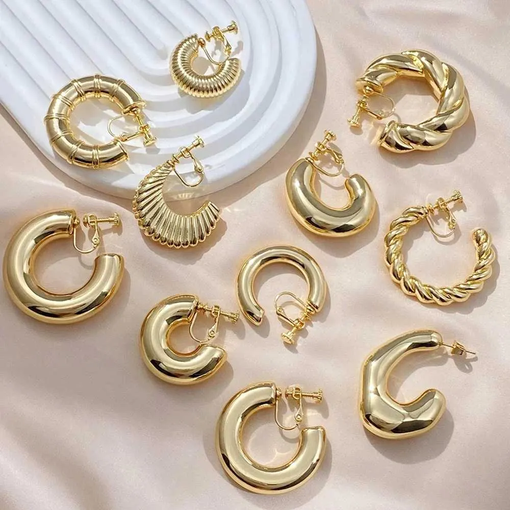 Stud Vintage Oversize Chunky Round Circle Clips For Women C kształt rurka gruba bez przebitych obręczy Earclips Jewelry Trendy 2023 J231223