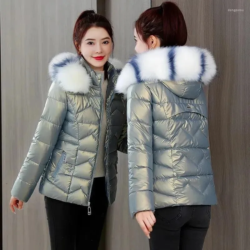 Trench-Coats pour femmes 2023 Veste d'hiver Glossy épaissie à capuche chaude à capuche courte en sel