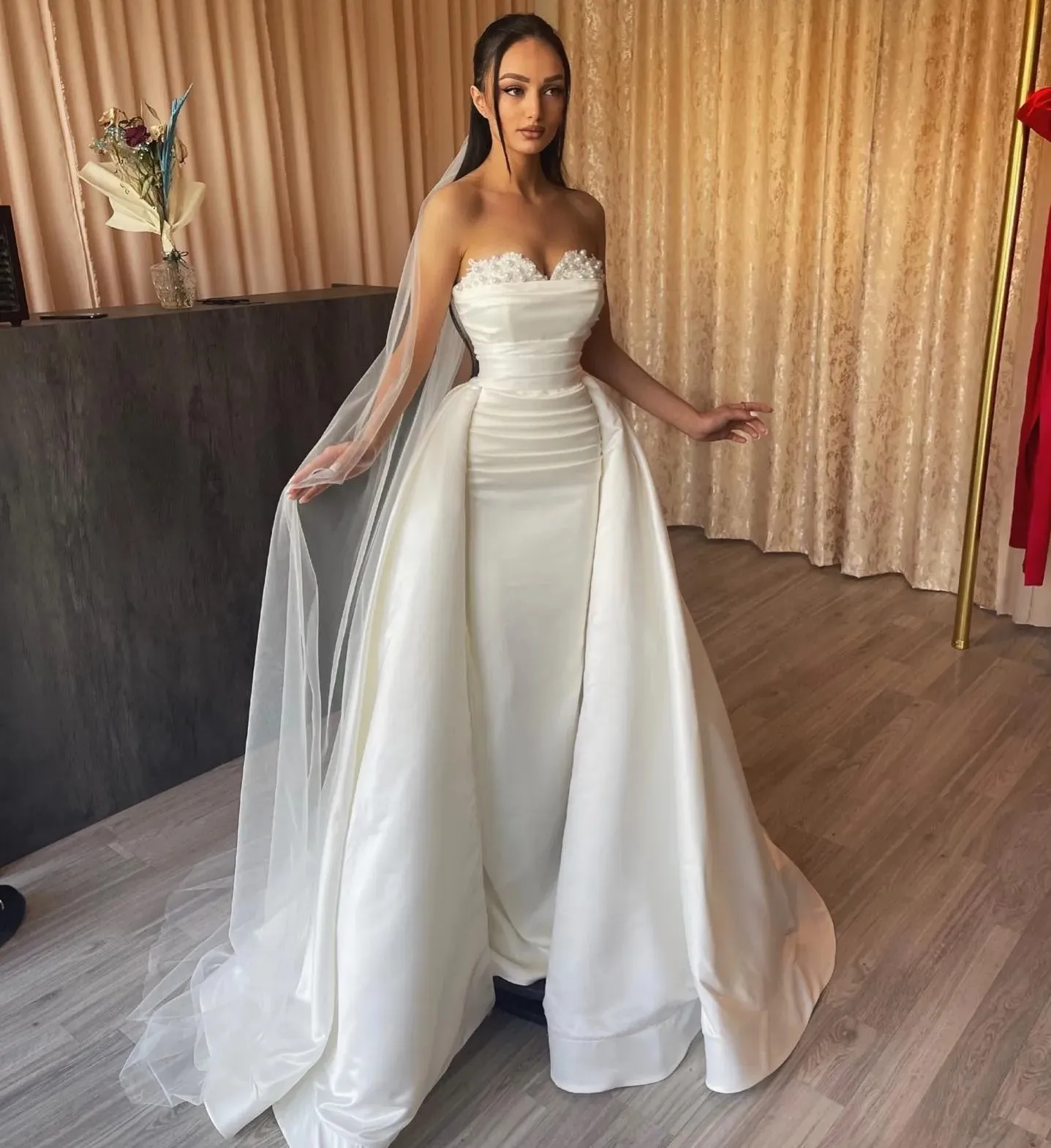 Sheath Bridal Dress: Elegant Sweetheart Pearl Beaded Satin Wedding