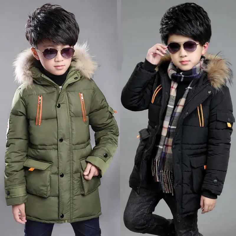 Coat Down Coat 2023 Big Size Winter Keep Warm Boys Jacket Päls krage tjock tung huva ytterkläder för barn barn utomhus vindbrytare