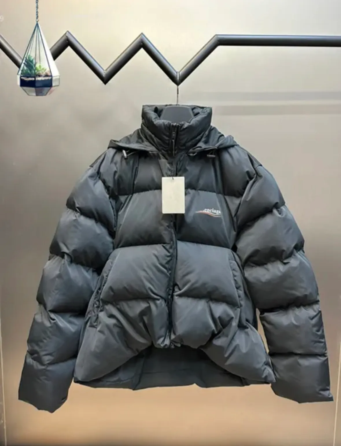 Nieuwe luchtreeks Men Jacket Down Parkas Coats Puffer Jackets Women Bomber Winter Coat Hooded Outwears Tops Wind Breaker Asian1-4