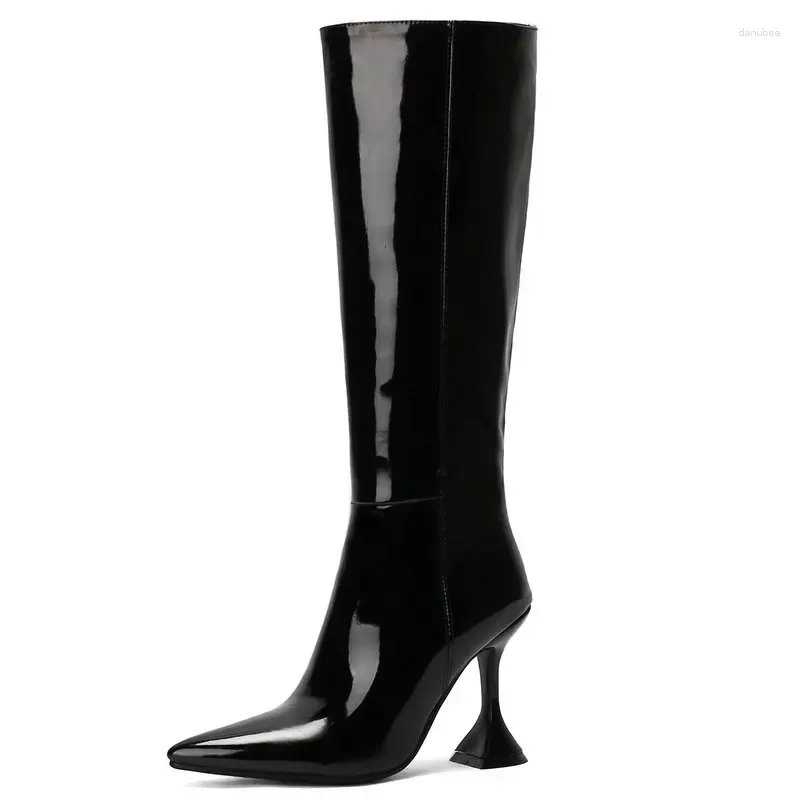 Boots 2024 Fashion Femmes Knee-High Stretch Patent Le cuir pointu pointu à talons hauts Party décontracté concis slim long chaussures femme