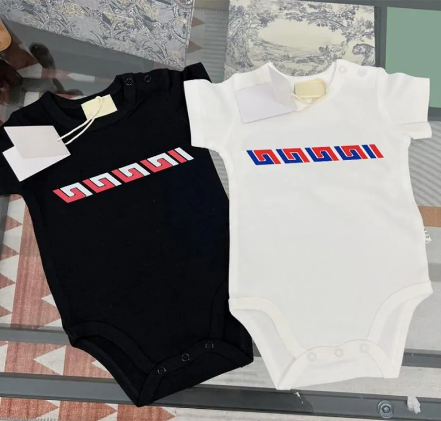 Kids Newborn Rompers Onepiece Classic Letter Print Jumpsuit Enfant Set Baby Fashion Boys Garçons mignon Top Desinger Tops Shirts Summer4212242