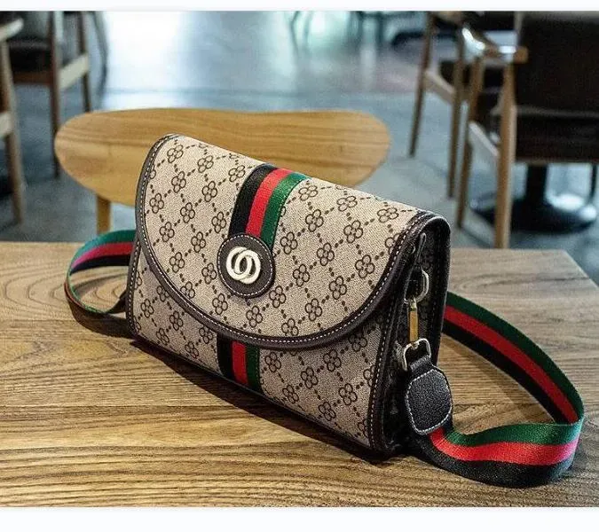 dhgate ny anlända kvinnas designers väskor kvinnor crossbody tote axel väska handväska handväskor plånbok messenger kvinnor väskor handväska hög kvalitet