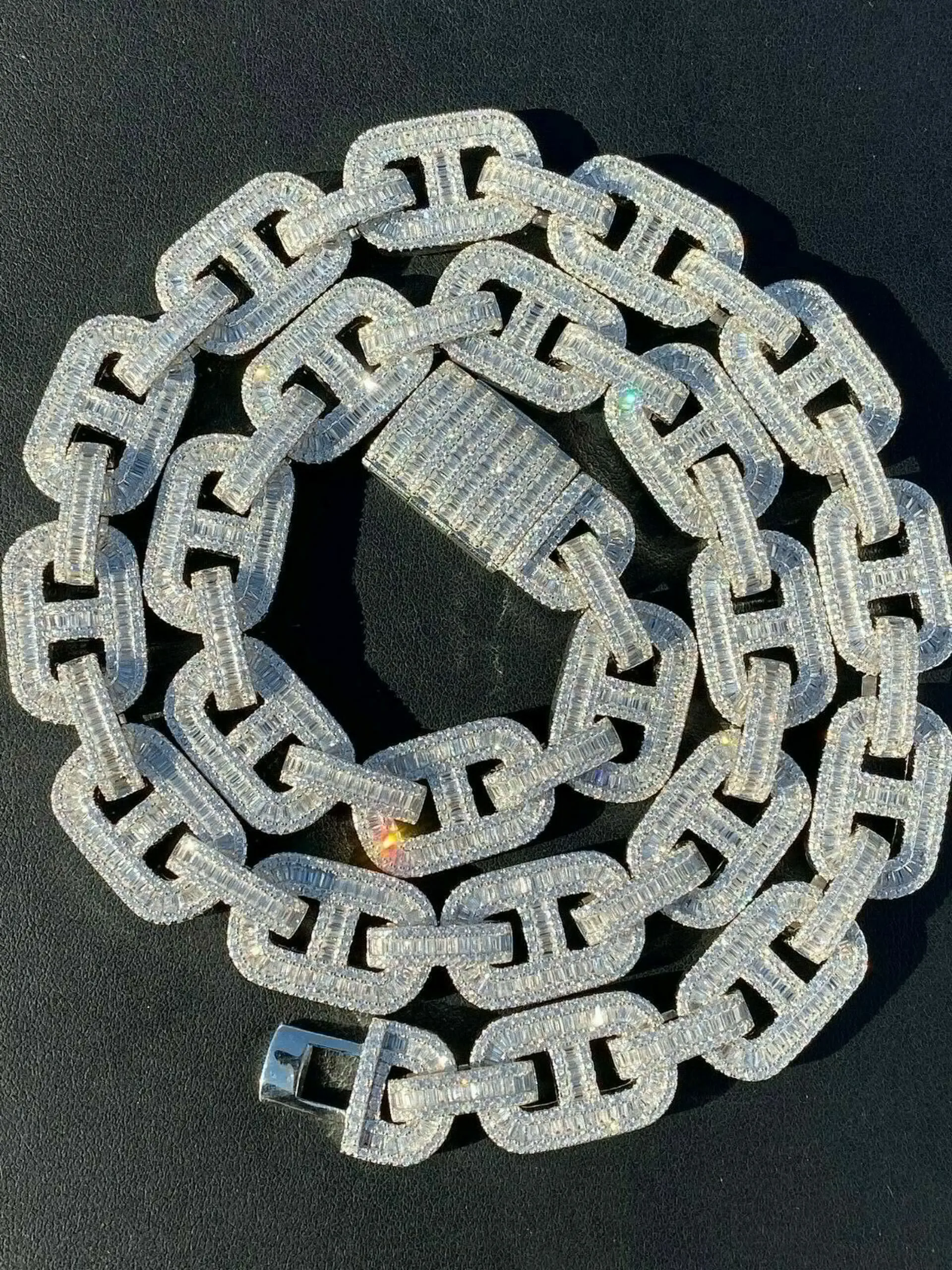 Mariner Link Chain With Moissanite Baguette Diamonds For Men_voghion.com