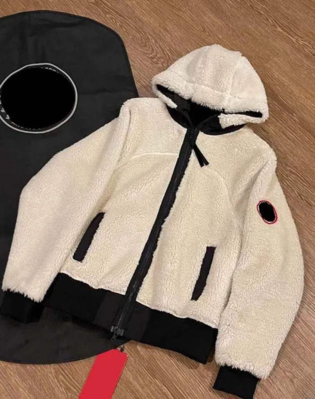 2024WOMEN GOOSE LAMB SCEEDCER DESIGNER Fleece Jacket Stake Style Mans Faux Shearling Outerwear Coats Female Lambs Wool Winter Coat Parka Over