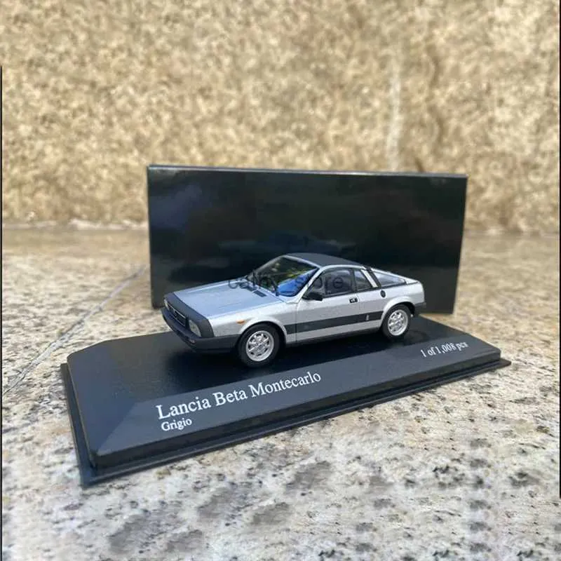 Elektrische/RC Auto Diecast 1 43 Schaal LANCIA Subklassieke Oude Auto Beta Montecarlo Legering Model Auto Speelgoed voor Jongens 18 Jaar Display Collectie GiftL231223