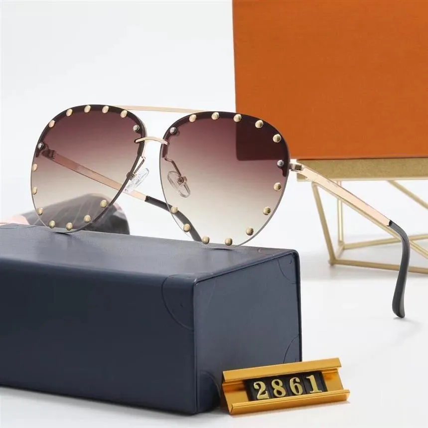 The Party Pilot Sunglasses Stude Gold Brown Onibowane okulary przeciwsłoneczne Kobiety modne okulary przeciwsłoneczne zużycie oka z pudełkiem292i