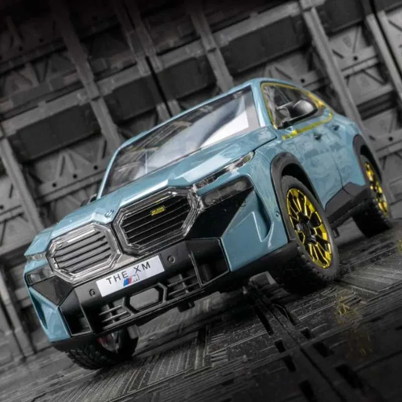 Electric/RC Car 1 24 BMW XM SUV Alloy Sports Car Model Diecast Metal Car Vehicles Model Simulation Sound and Light Collection Childrens Toy Giftl231223