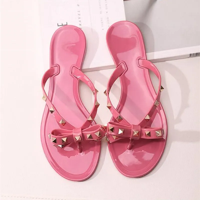 Summer Women's Deach Flip-flops Classic Women's Cool bow flats Women's Riveted Jelly sandal shoes