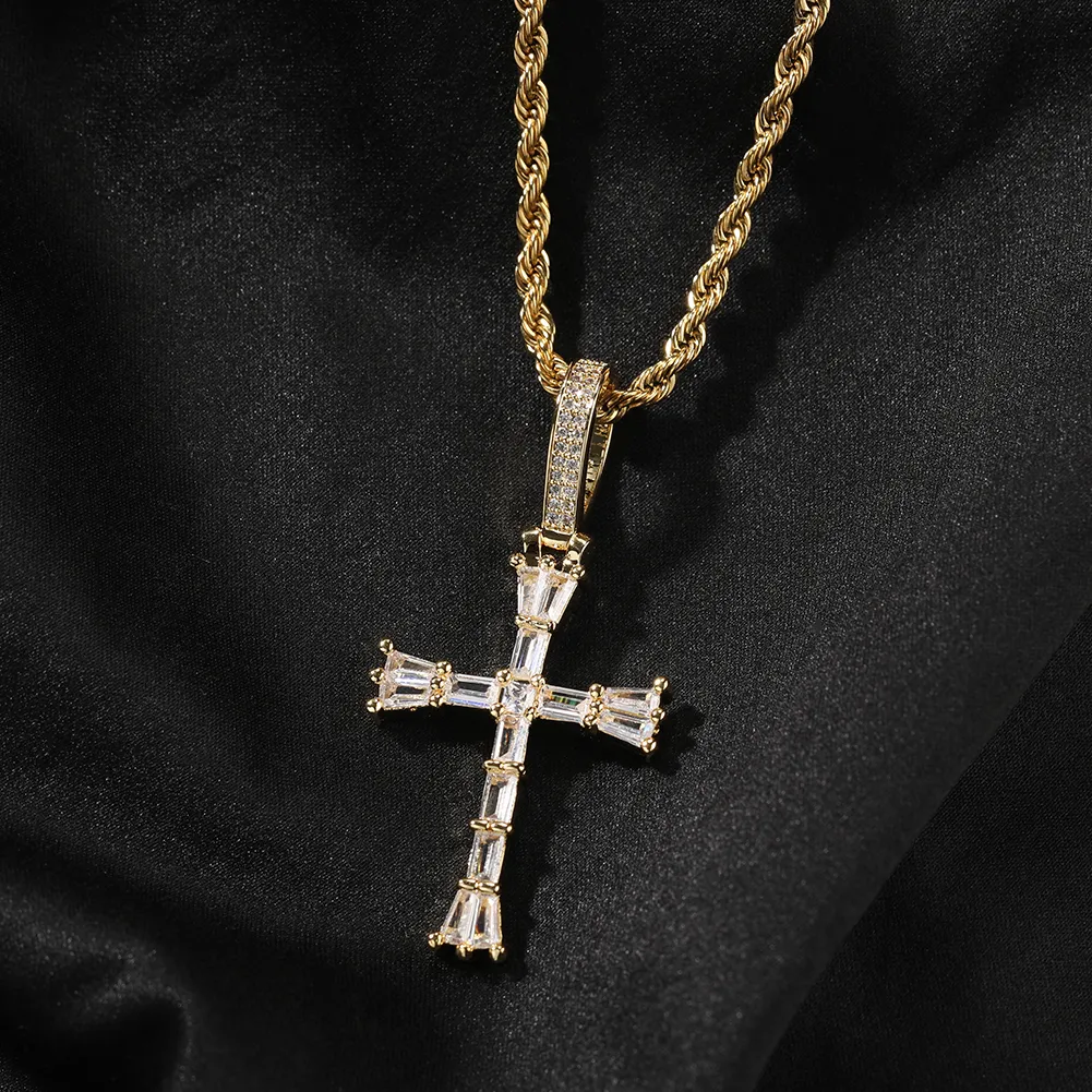 Hip Hop Topbling T Zircon Cross Pendant Halsband Kvinnor Män gåva 18K Real Gold Plated Religion Jewelry
