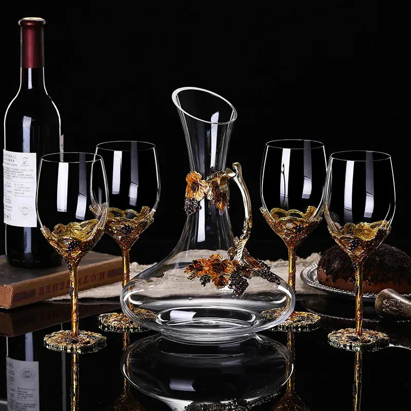 Elegant Crystal Wine Glasses Set Of 2 – Floral Enamel Decoration With Gift Box