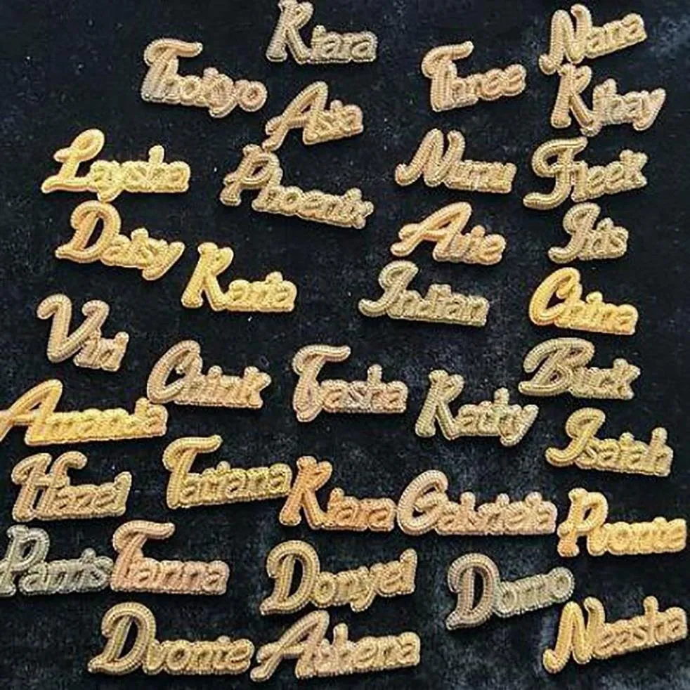 Nom personnalisé Cursive Grave Letter Collier avec une chaîne de tennis de 20 pouces pour hommes femmes micro-pave pendentif Solid Back Hip Hop Rock Stre267J