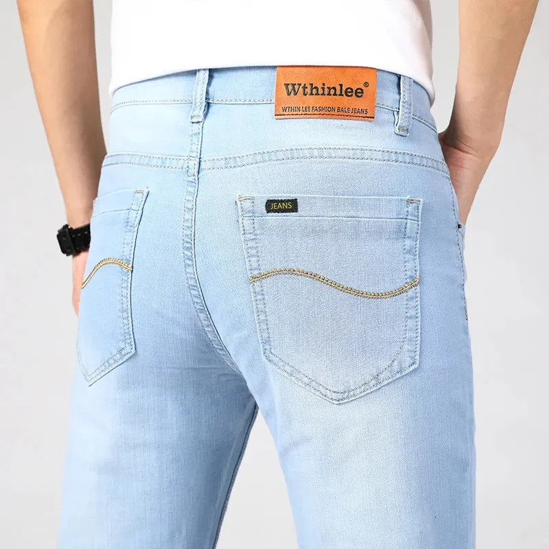 2023 Брендовые мужские деловые джинсы в классическом стиле, повседневные прямые облегающие универсальные высококачественные небесно-голубые джинсовые брюки 231222