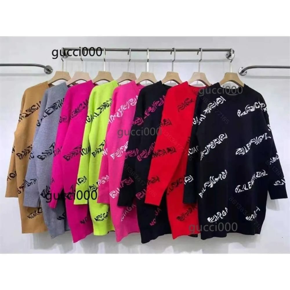 BA06 Ny vintertröja klänning Kvinnor Pullover Brand Kint Crew Neck Sweaters Balencaigalies Balencigalies Coat 8 Color Kinting Top och Wool Blend Womens kläder