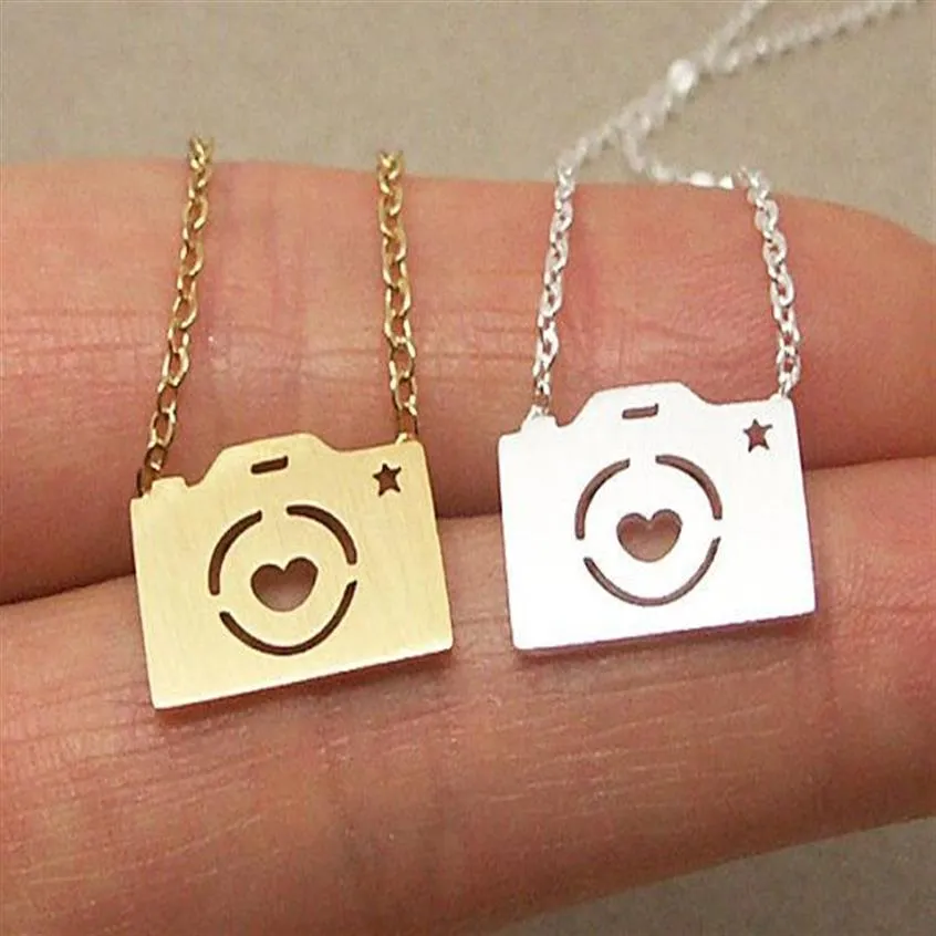 30pcs Gold Silver Love Camera Necklaces Cute Pographs Pictures Shooting Clavicle Jewelry Accessory Necklaces for Favors311n