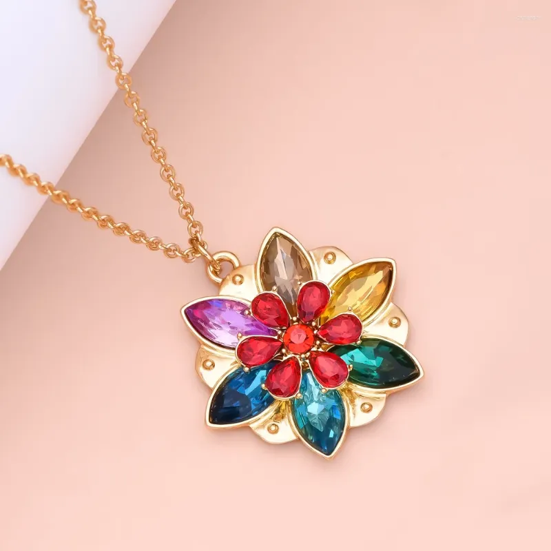Pendant Necklaces Zircon Colorful Flower Necklace Trendy Beautiful Women Girls Aesthetic Luxury Jewelry Gifts For Birthday Anniversary