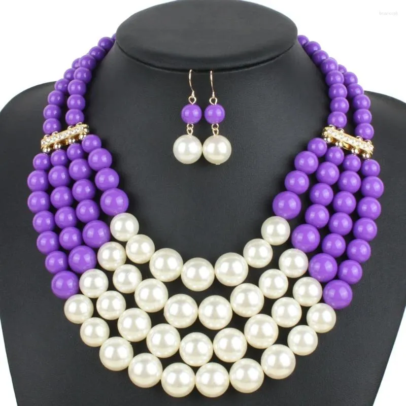 Orecchini di collana set di perla colorata a più strati di lusso per donne esagerate imitazione rosa viola imitazione a pearl catena da sposa-colpa