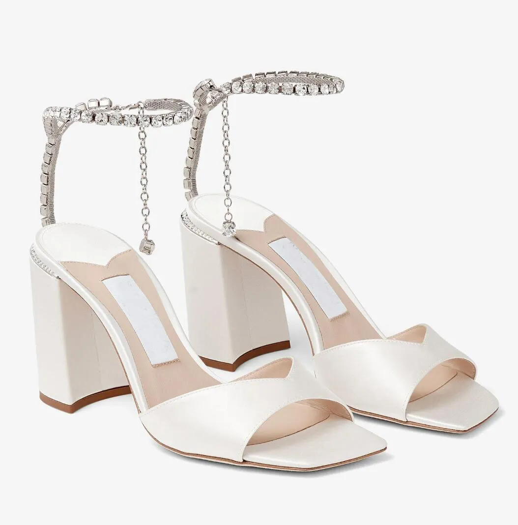 Elegante boda nupcial Mujeres Saeda Sandals Zapatos Bloqueo Heel con tobillina con adornos de cristal Sandalias Sandalias Eu35-43 con caja con caja