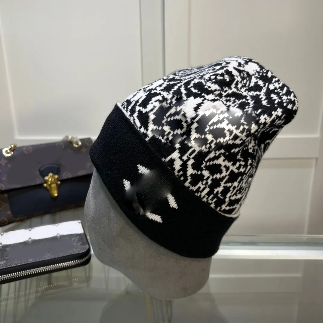 Designer beanie luxe muts gebreide muts temperament veelzijdige muts gebreide muts warme bloemenontwerp hoed Valentijnsdag cadeau erg leuk