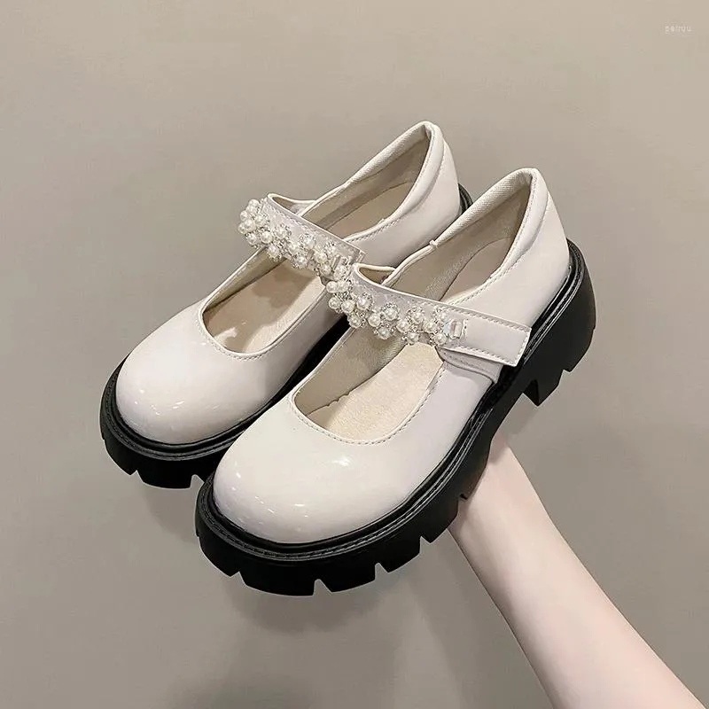 Klädskor plattform pu läder kvinnor lolita casual oxfords damer glid på mary jane kil enskilda kvinnliga pumpar