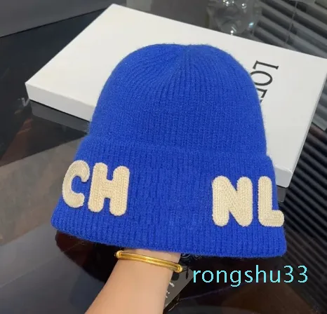 design Brand hat Women and men Knit Thick Winter Warm Letters Casual Bonnet Quality present Factory Store