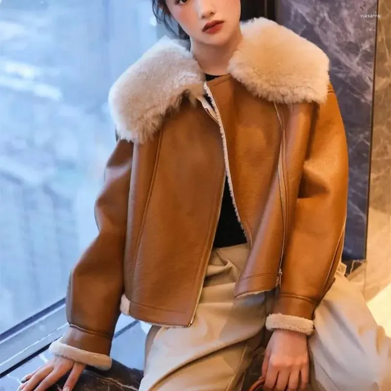 Vestes de mode en cuir féminin 2023 Femmes Real Laine Lamb Fur Mabinet Veste hivernale LSBH2