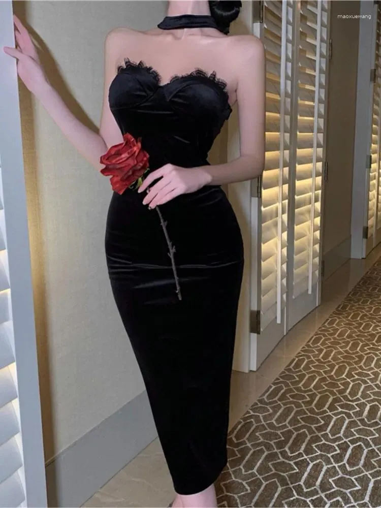 Swobodne sukienki elegancka czarna aksamit midi dla kobiet jesienna seksowna seksowna sukienka na ramię