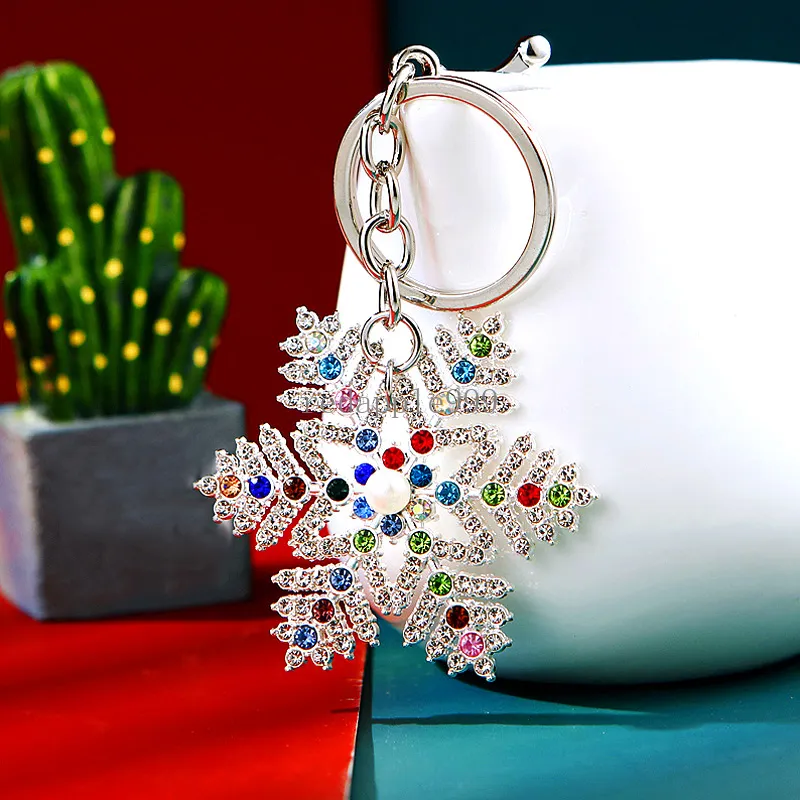 Christmas Snowflake Car Keychain Fashion Women Bag Pendant Locket Remembrance Gifts Christmas Snowflake Rhinestone Keyring Gifts