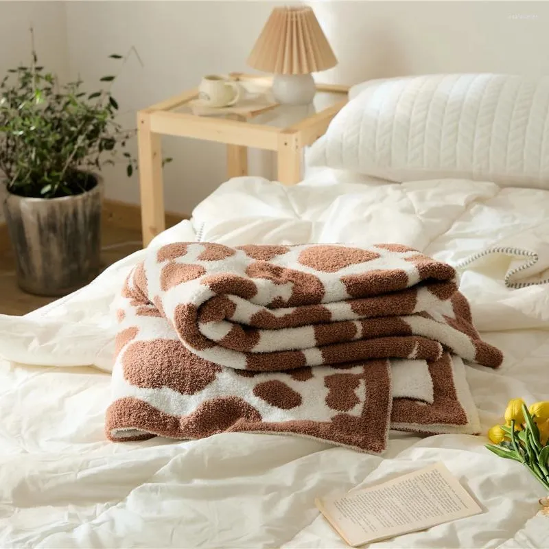 Dekens 2023 Comfy zachte luipaardkoe plaid deken het hele seizoen fuzzy donzy microveiber grijs bruin gebreide bedquilt sofa gooi