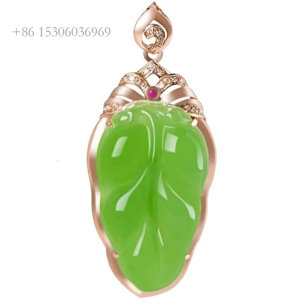 Natural Hotan Jade Jasper lämnar hänge rosguld mode kvinnliga tillbehörsmycken bedömningscertifikat D505