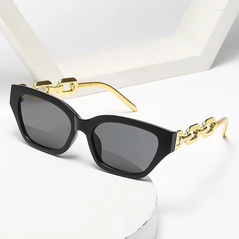 Lunettes de soleil jambe de chaîne de l'œil pour femmes pour les femmes Fashion Élégante voiture conduisant des verres de soleil vintage rétro cool dames lunettes masculines 2024