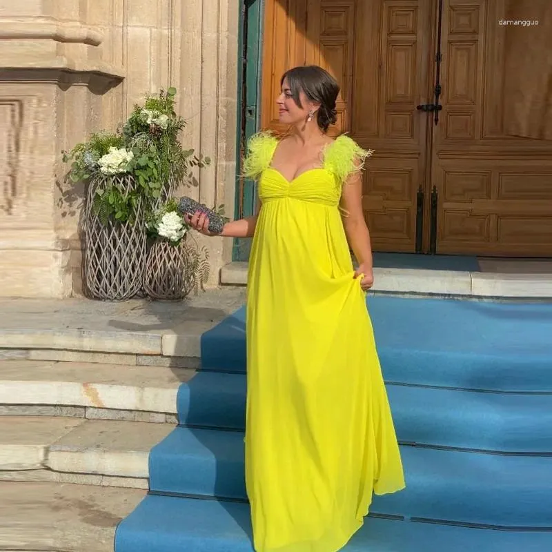 Sukienki swobodne moda żółte pióro pasek spaghetti długa ciąża suknia balowa kochanie szyfon letnia sukienka macierzyńska impreza