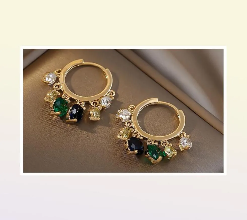 Hoop Huggie Fashion Women Emerald Green Earrings Female Luxury Designer Top Quality Elegant3959522